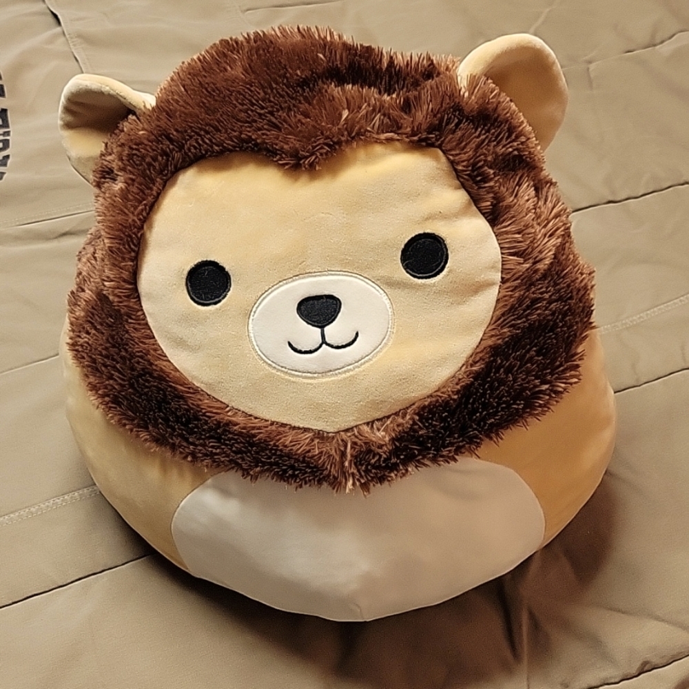 Francis the Lion Squishmallow